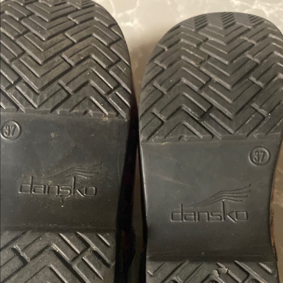 Colorful Knit Pattern Clogs - Picture 3 of 5